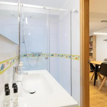 Euskalduna - Baskeyrentals * サラウツ